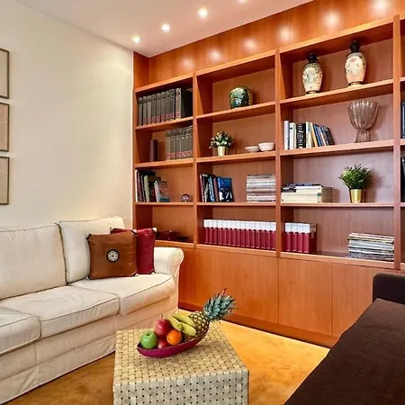 Bellevue 500 Mt From Rialto Bridge Апартаменты *